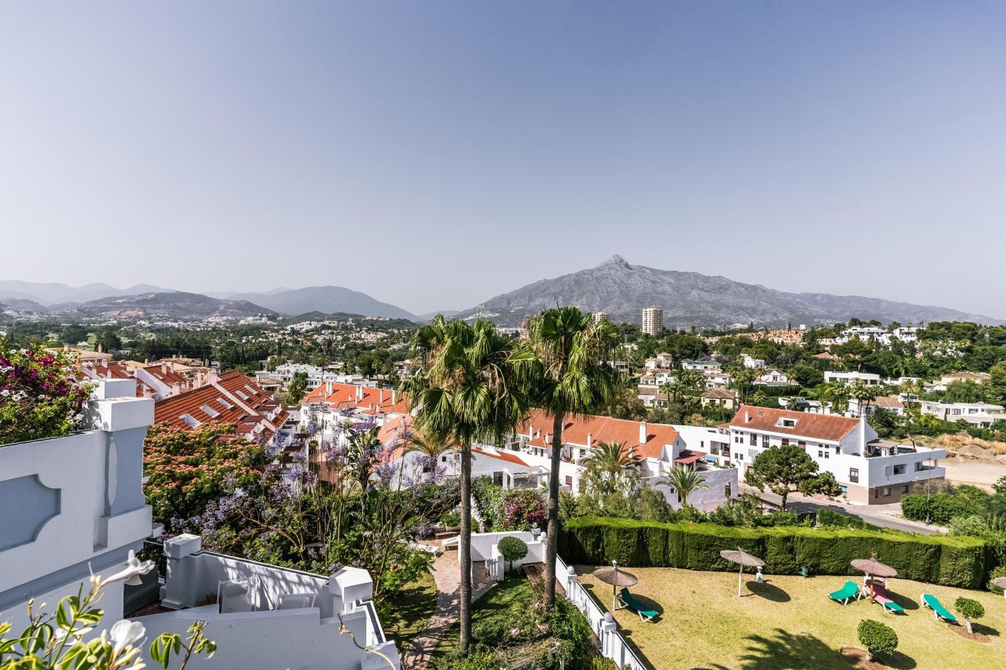 מארבלה Molo Luxury Suites Puerto Banus מראה חיצוני תמונה