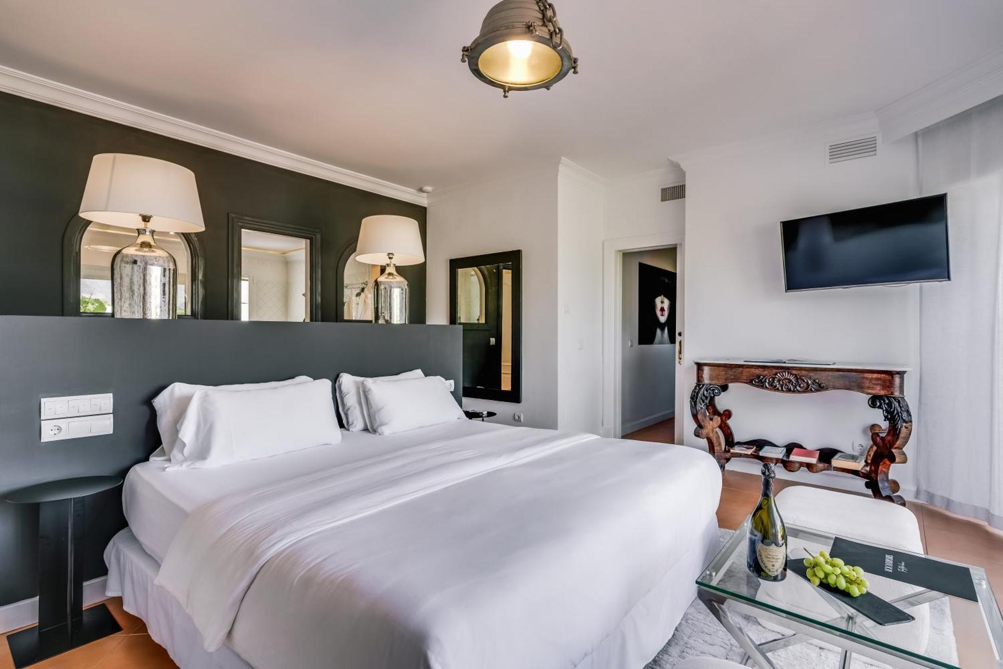 מארבלה Molo Luxury Suites Puerto Banus מראה חיצוני תמונה