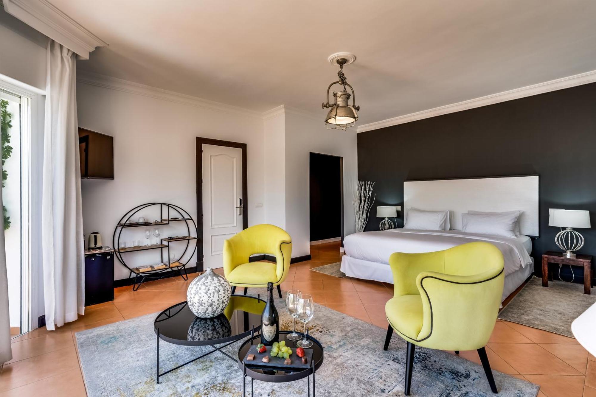 מארבלה Molo Luxury Suites Puerto Banus מראה חיצוני תמונה