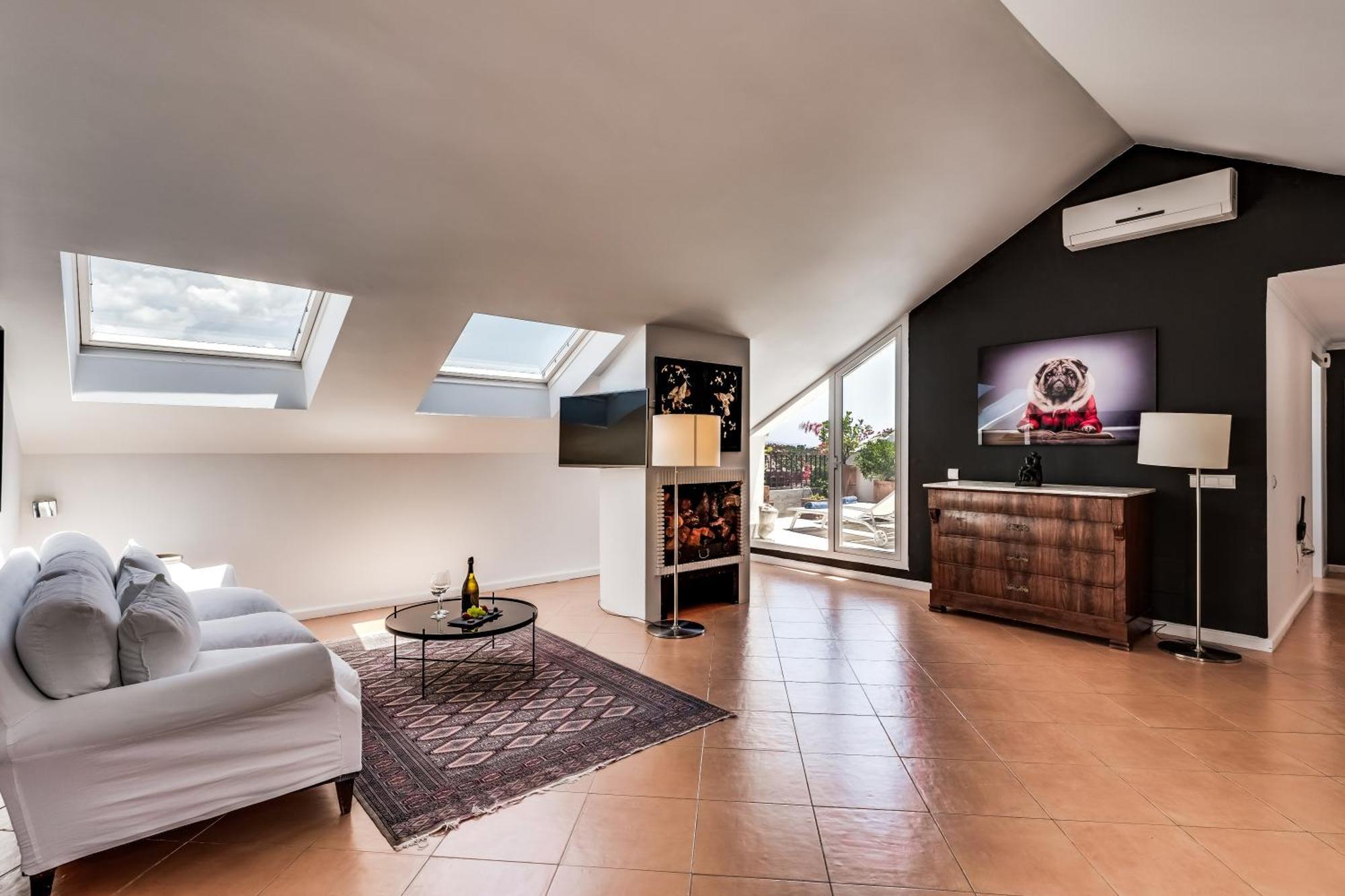 מארבלה Molo Luxury Suites Puerto Banus מראה חיצוני תמונה
