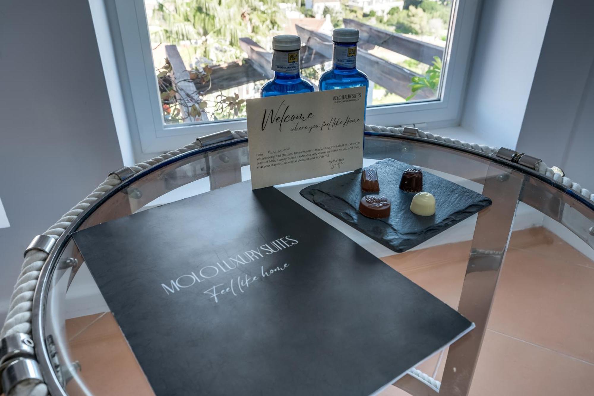 מארבלה Molo Luxury Suites Puerto Banus מראה חיצוני תמונה